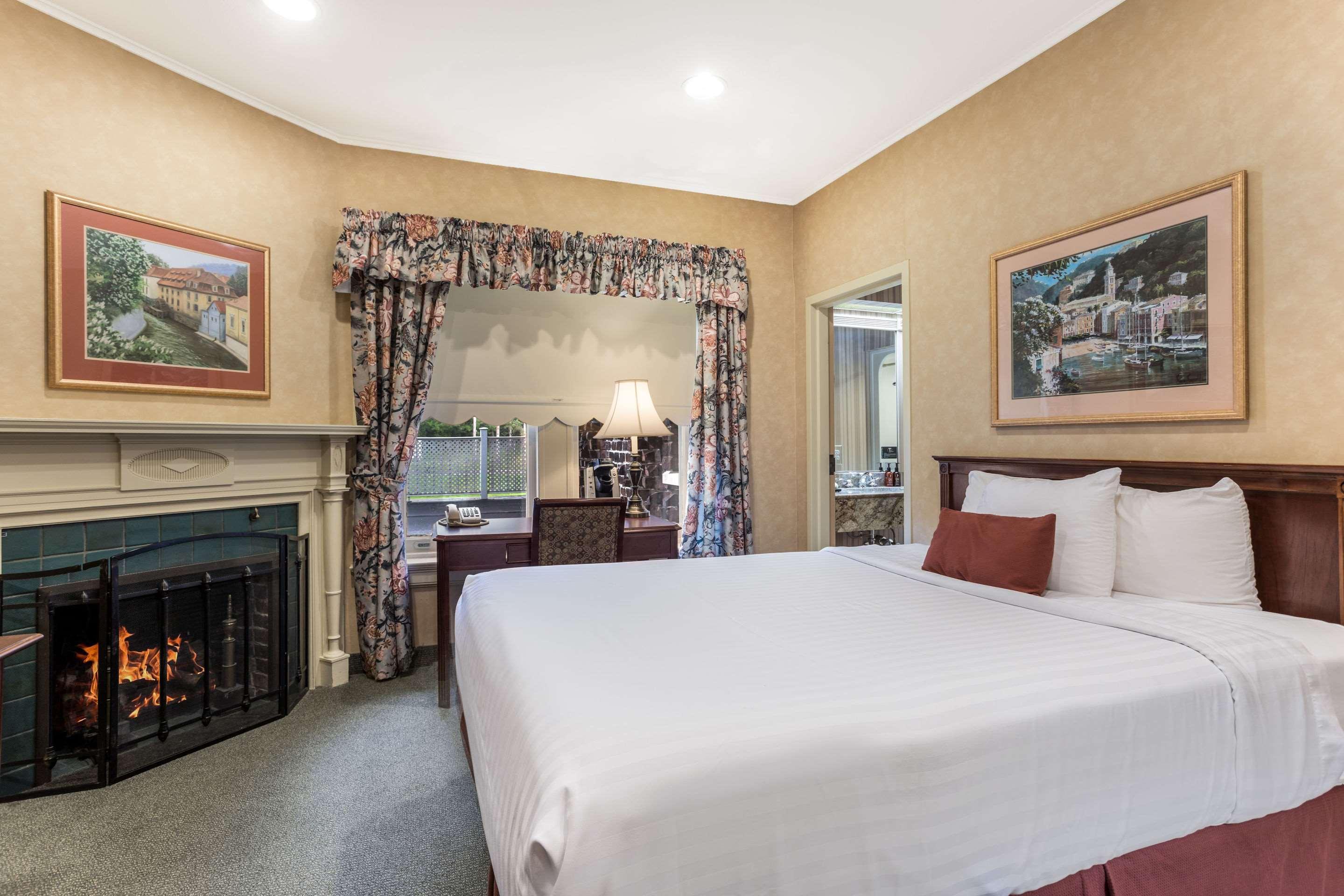 Johnson City Traditions Hotel & Spa, Ascend Hotel Collection מראה חיצוני תמונה