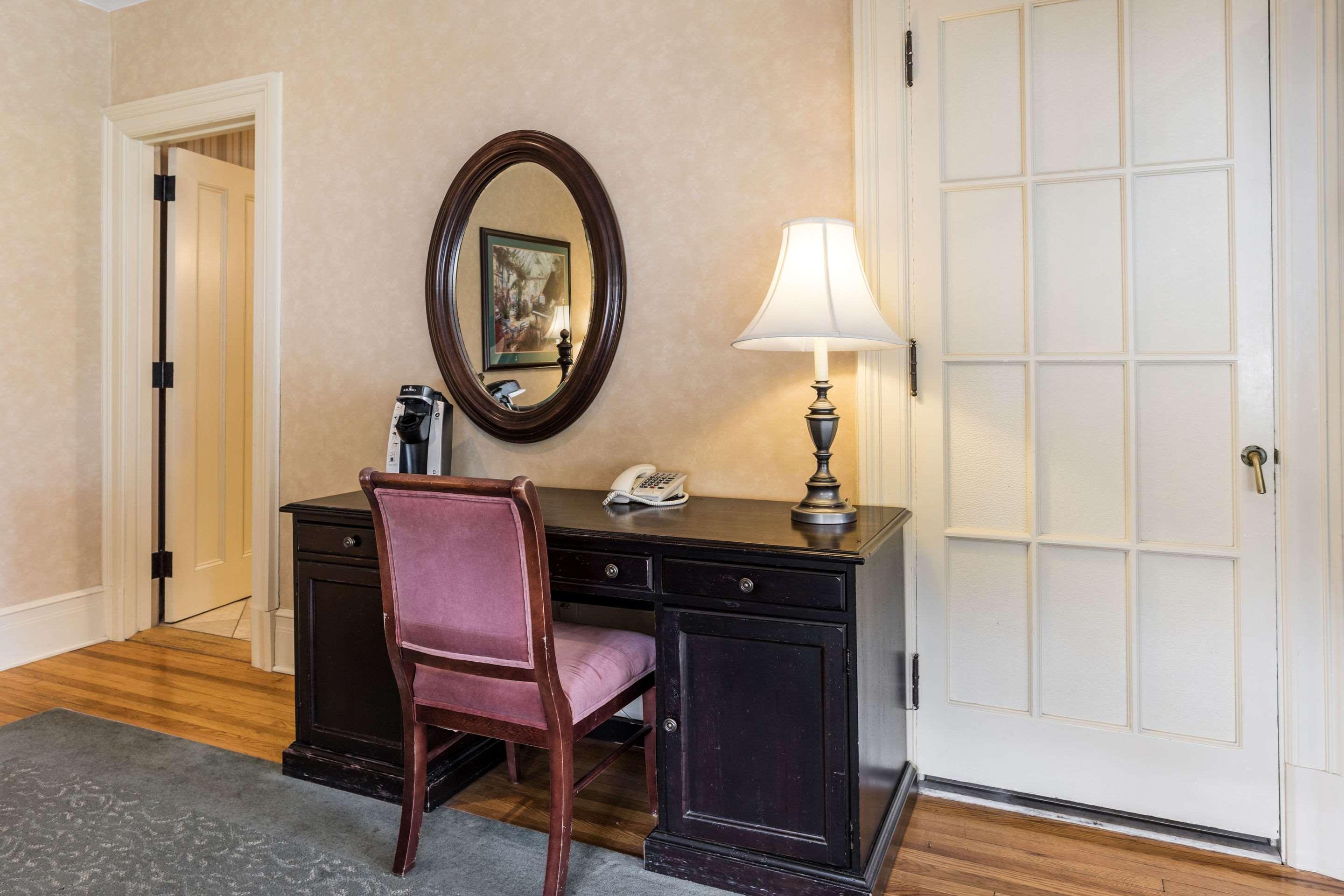 Johnson City Traditions Hotel & Spa, Ascend Hotel Collection מראה חיצוני תמונה