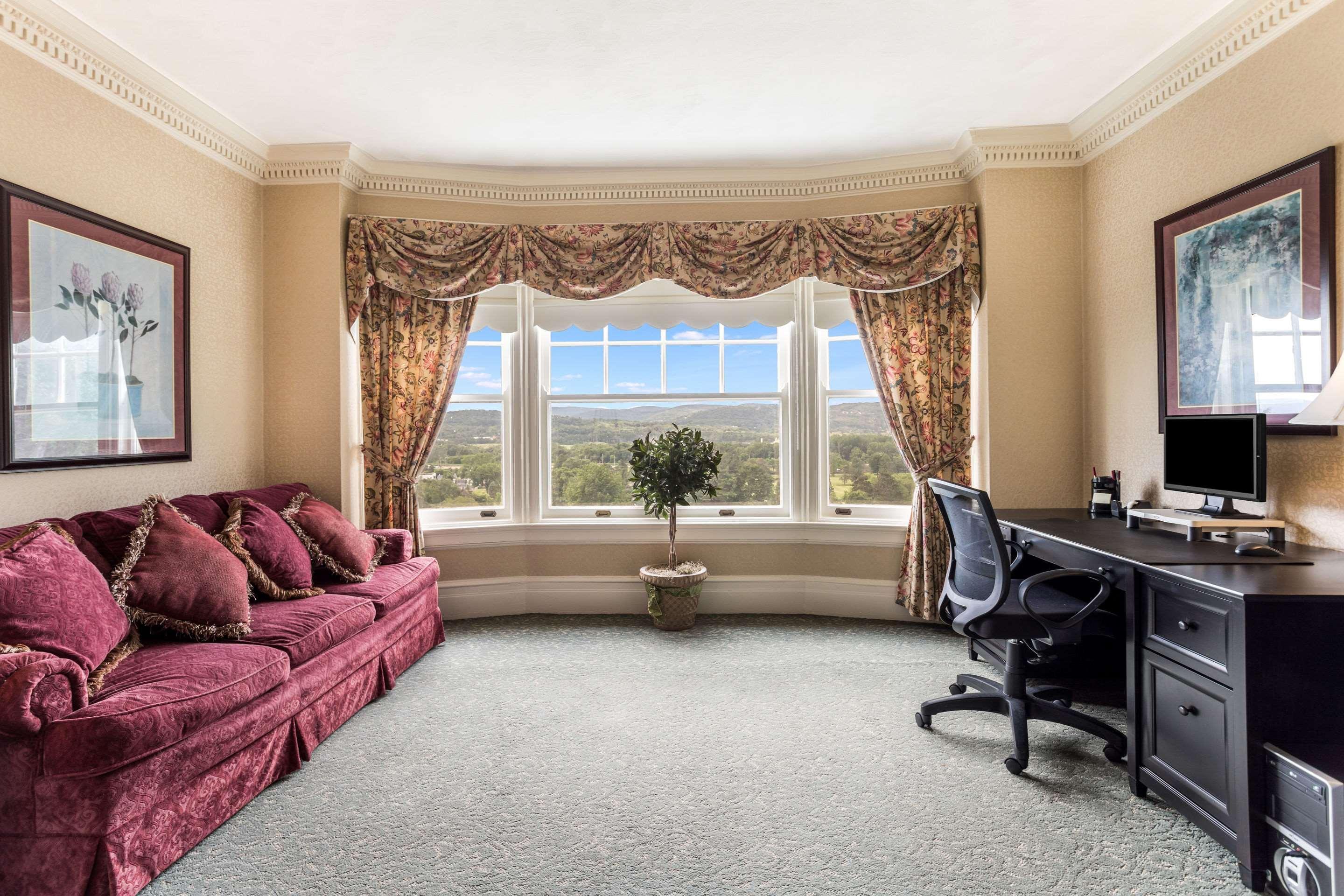 Johnson City Traditions Hotel & Spa, Ascend Hotel Collection מראה חיצוני תמונה