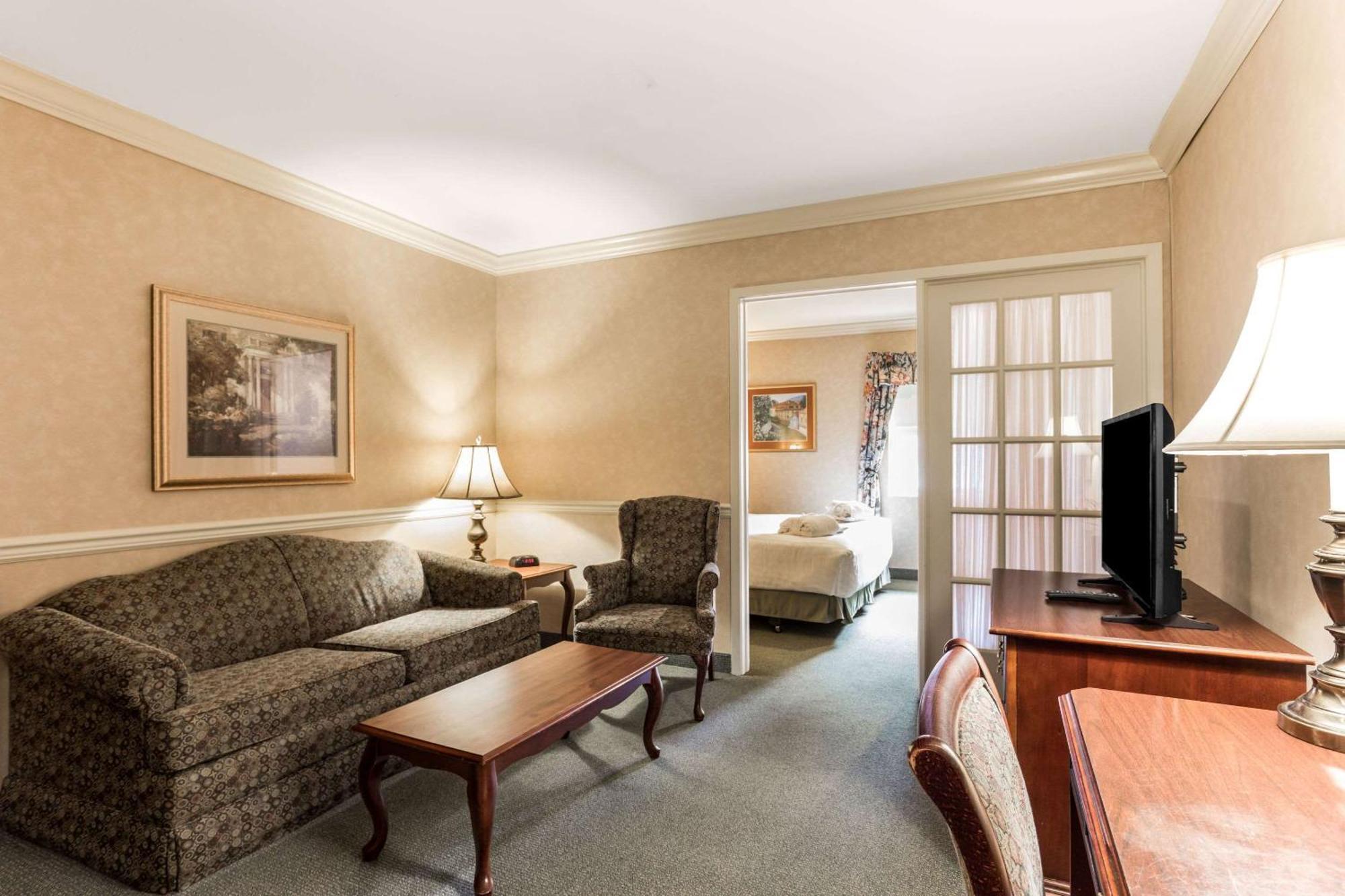 Johnson City Traditions Hotel & Spa, Ascend Hotel Collection מראה חיצוני תמונה